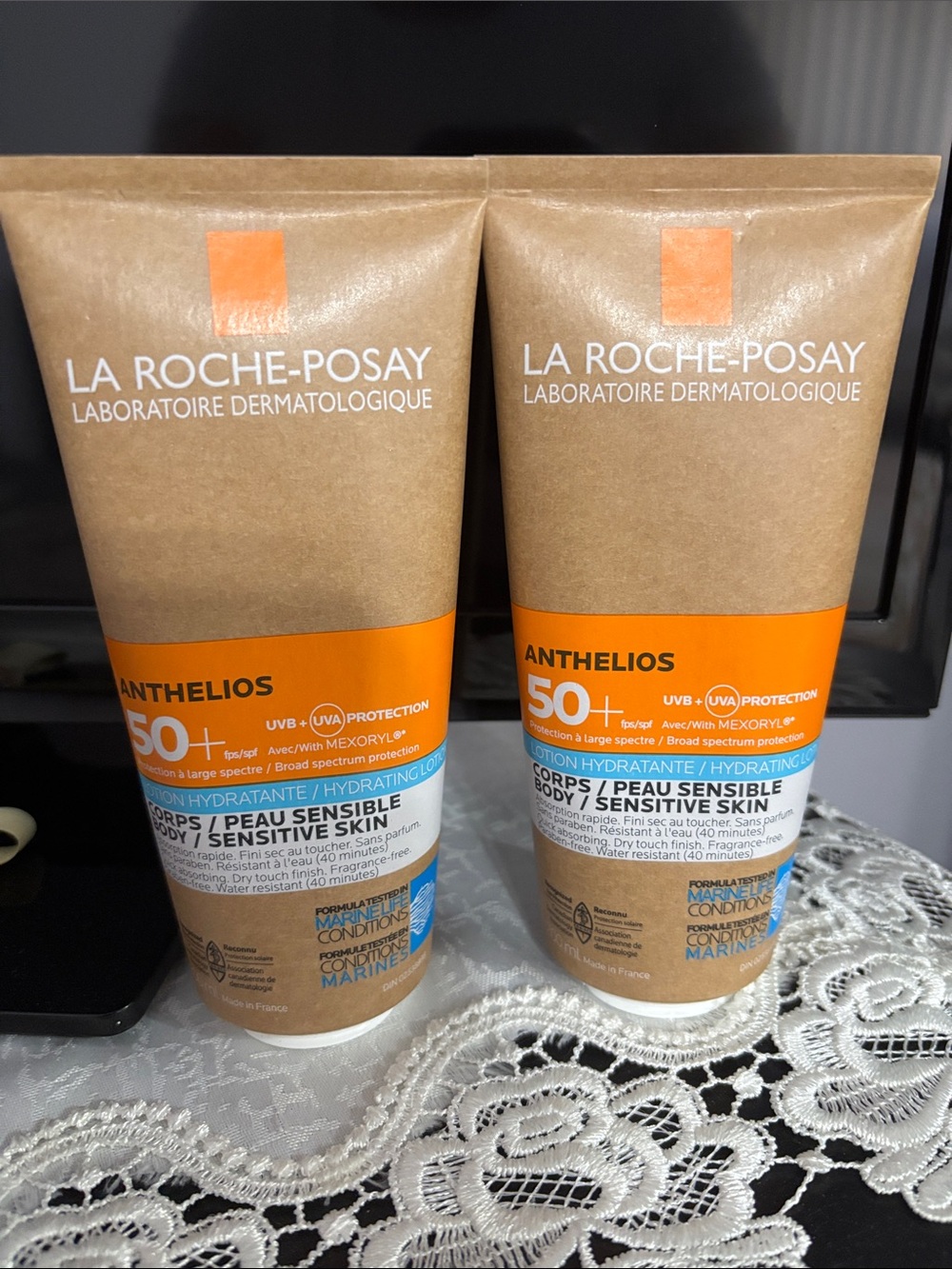 2x NEW Laroche Posay Anthelios 50+ Hydrating Lotion 200ml each EXP 08/2026